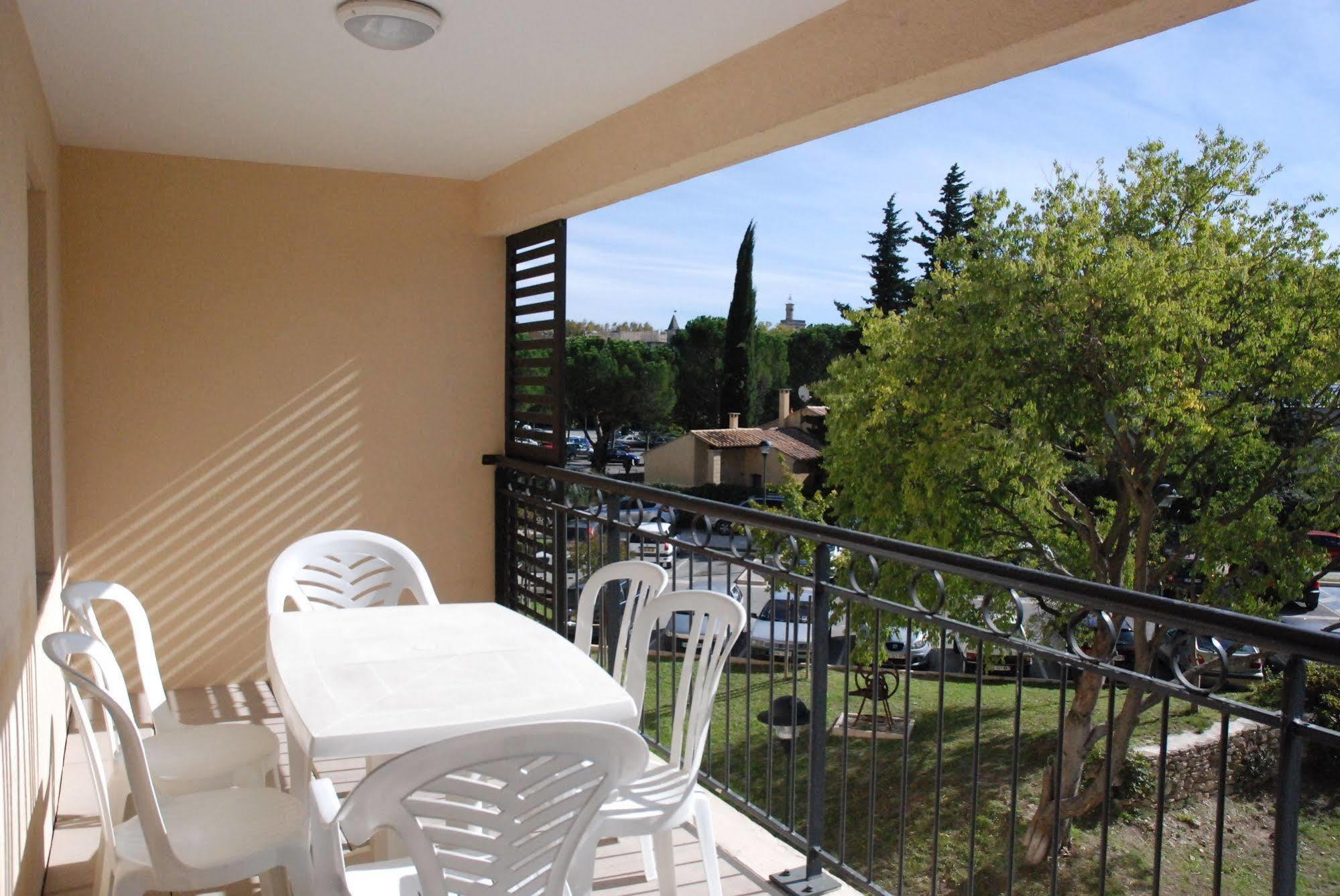 Uzes Appart Hotel Residence Le Mas Des Oliviers Экстерьер фото